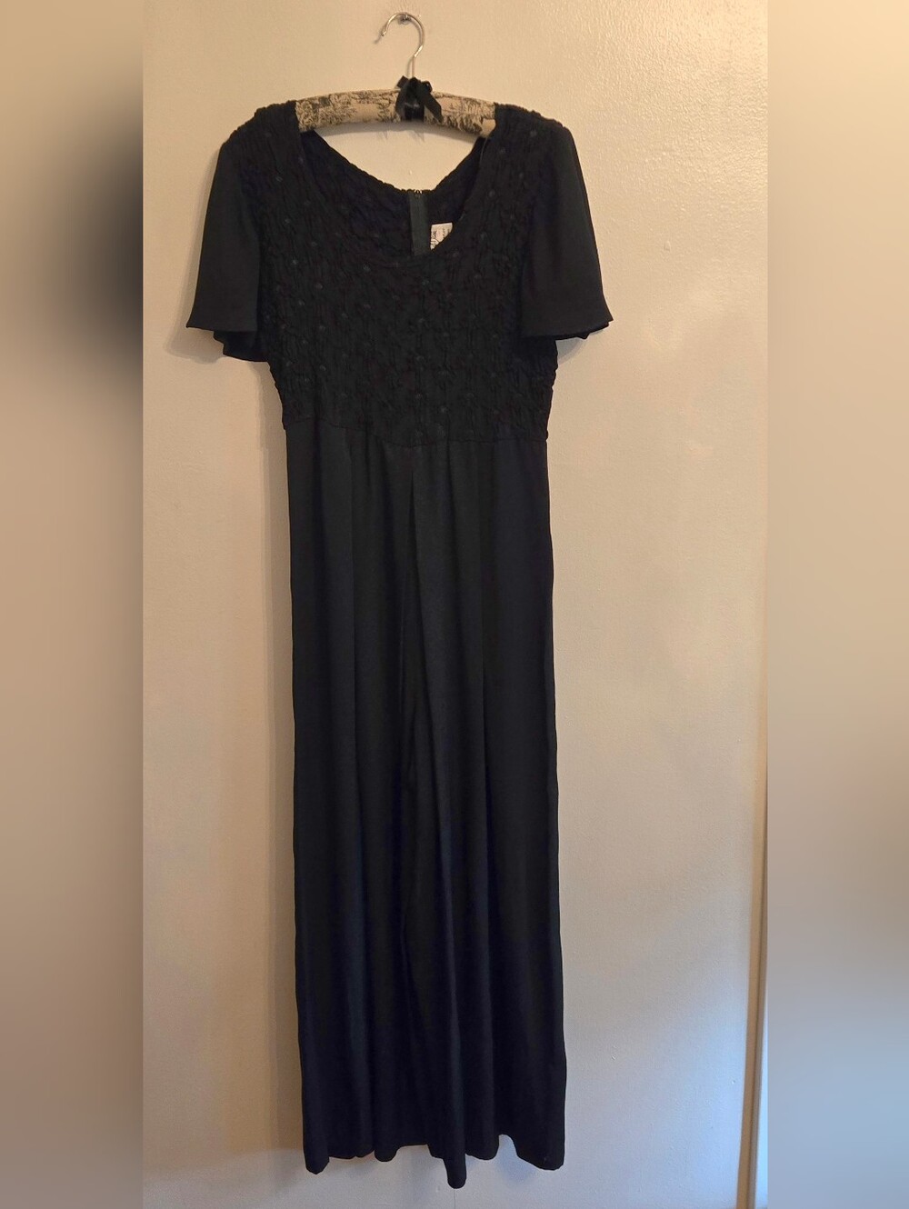 Jeffrey & Dara Vintage 90s Black Wide Leg Flowy Jumpsuit Smocked Top Size 10